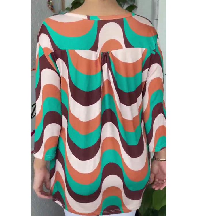 Camiseta Chic Vibe Cuello en V Tienda Zene