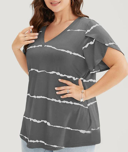 Camiseta de mujer a rayas de manga corta con cuello en V talla grande