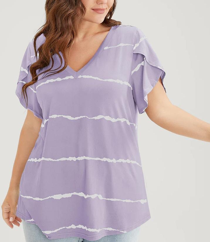 Camiseta de mujer a rayas de manga corta con cuello en V talla grande